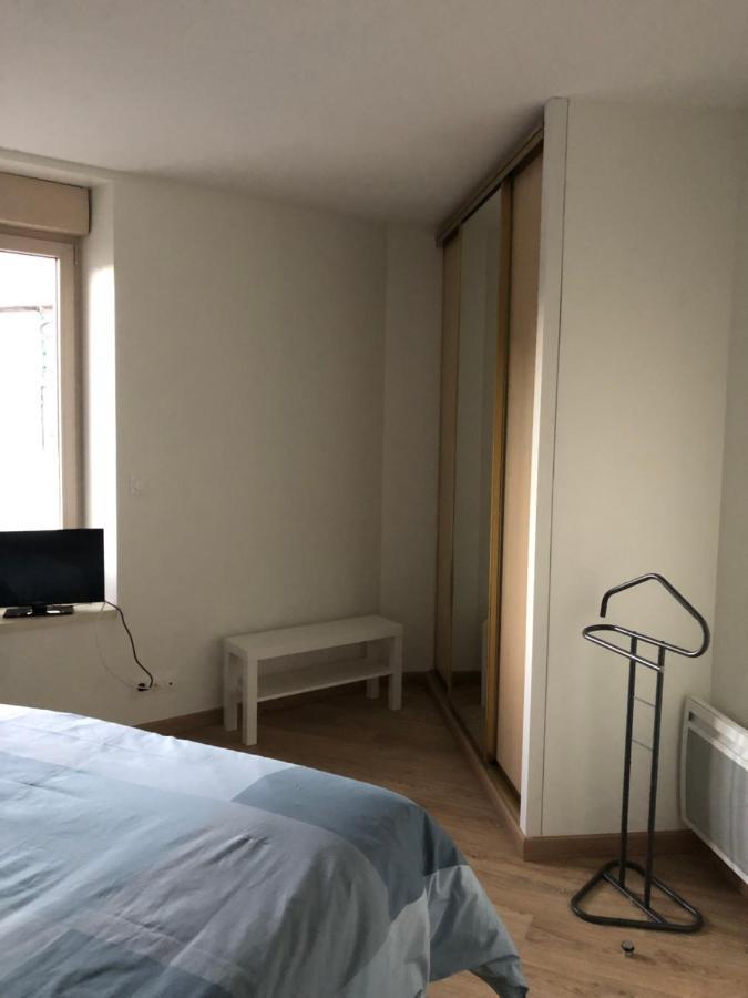 Residence Merlin Appartement Arthur Saint-Malon-sur-Mel Екстериор снимка